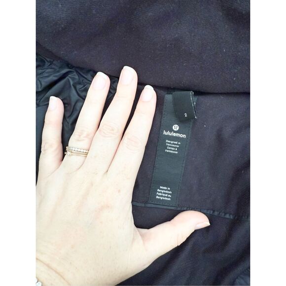 lululemon athletica Black Puffer Jacket - Picture 6 of 7